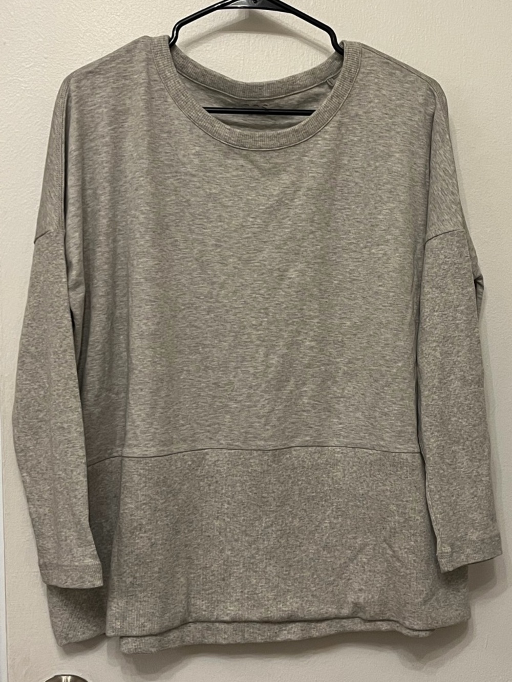 Cos Light Gray Crewneck Sweatshirt